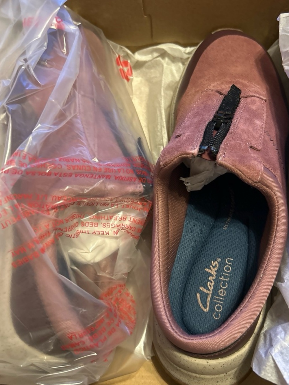Clarks Women’s Mauve Pink Suede Slip-On Loafers